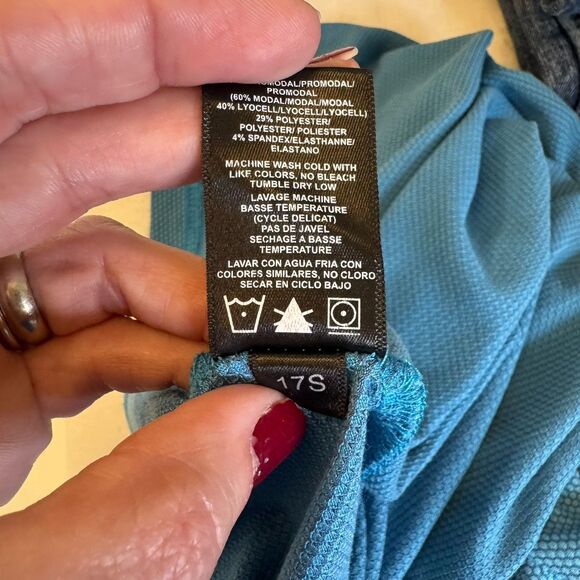 KÜHL Icelandr Polo Shirt Blue Textured Short Sleeve Pockets Men’s Large - Picture 7 of 9